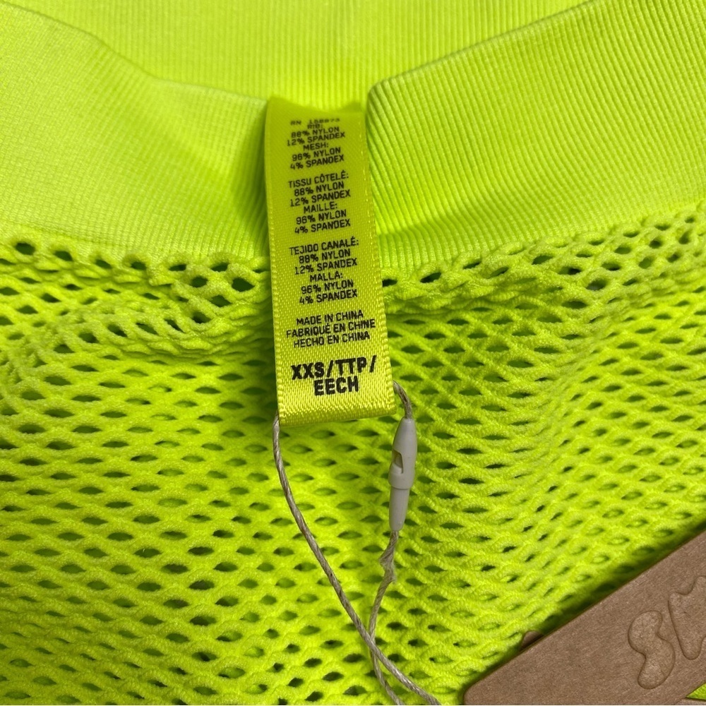Skims perforated seamless leggings size XXS in Lime NEW - Picture 5 of 9